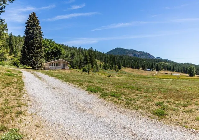 1st image of 2358 B Burnt Valley Rd, Chewelah, WA 99109 | MLS# 202620779