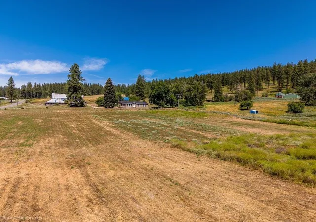 29th image of 2358 B Burnt Valley Rd, Chewelah, WA 99109 | MLS# 202620779