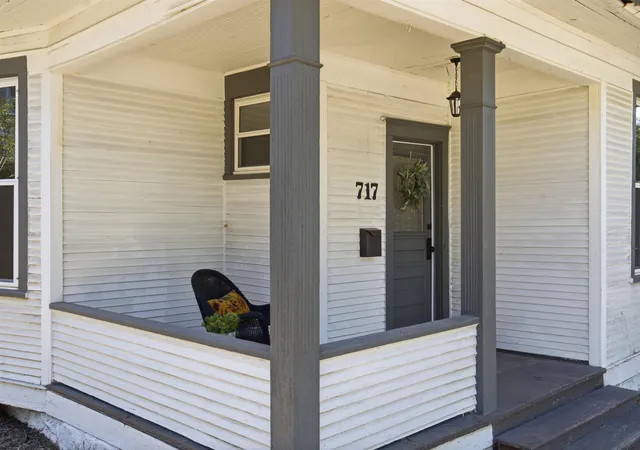 Photo 1 of Single family home for sale at 717 W York Ave, Spokane, WA 99205 | MLS# 202620796 | Listing updated on 2026-10-05