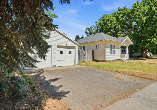 Homes for sale in Cheney, WA | 114 2nd St, Cheney, WA 99004 | MLS# 202620800