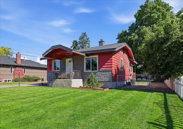 Homes for sale in Spokane Valley, WA | 7617 E Liberty Ave, Spokane Valley, WA 99212 | MLS# 202620805