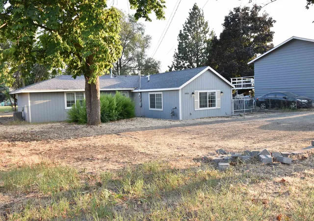 Photo 3 of Sale Pending at 14016 E Broadway Ave, Spokane Valley, WA 99216 | MLS# 202620828 | Listing updated on 2026-09-01