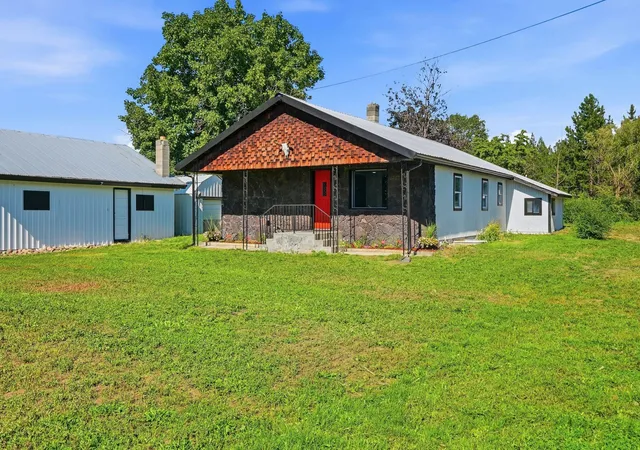 Photo 2 of Single family home for sale at 228 N Arcadia Ave, Deer Park, WA 99006 | MLS# 202620843 | Listing updated on 2026-09-18
