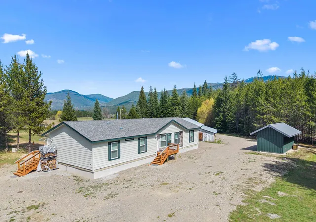 Homes for sale in Cusick, WA | 389962 Hwy 20 Hwy, Cusick, WA 99119 | MLS# 202620848