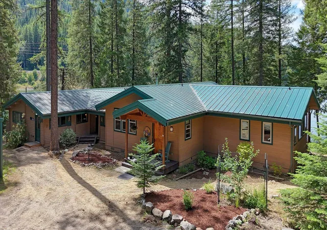 2nd image of 241 Pend Oreille Homes Rd, Newport, WA 99156 | MLS# 202620850