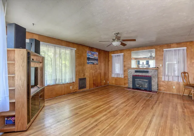 Homes for sale in Spokane Valley, WA | 1504 S Bowdish Rd, Spokane Valley, WA 99206 | MLS# 202620864