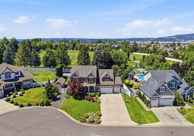 Single family home for sale at 17211 E Rosemont Ln, Greenacres, WA 99016 | MLS# 202620871