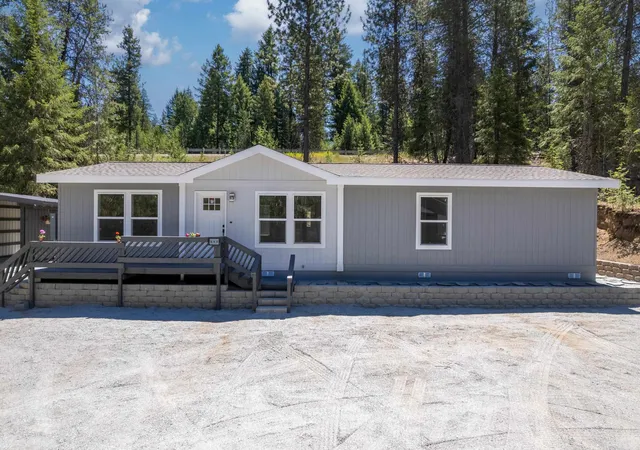 3rd image of 642 Diamond Dr, Newport, WA 99156 | MLS# 202620874
