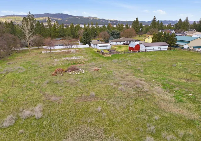 10th image of 17302 E Montgomery Ave, Spokane Valley, WA 99016 | MLS# 202620880