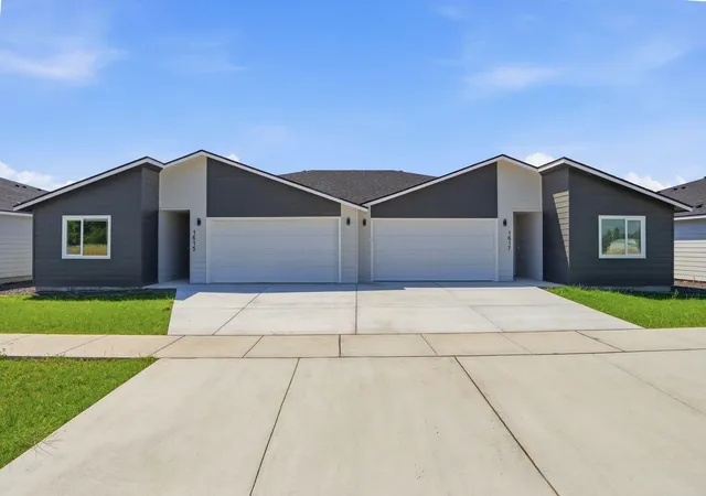 Homes for sale in Spokane Valley, WA | 1615 N Selkirk Rd, Spokane Valley, WA 99016 | MLS# 202620882