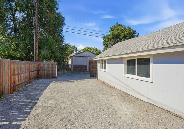 Homes for sale in Spokane, WA | 2211 W Gardner Ave, Spokane, WA 99201 | MLS# 202620893