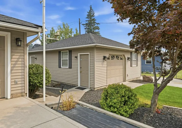 Photo 3 of Single family home for sale at 1116 N Willow Rd, Spokane Valley, WA 99206 | MLS# 202620898 | Listing updated on 2026-09-23