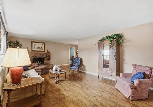 Photo 3 of Single family home for sale at 2310 W Wedgewood Ave, Spokane, WA 99208 | MLS# 202620959 | Listing updated on 2026-10-02