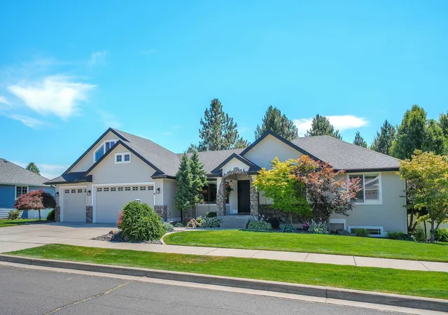 Photo 1 of Sale Pending at 2405 W Stratton Ave, Spokane, WA 99208 | MLS# 202620969 | Listing updated on 2026-08-04