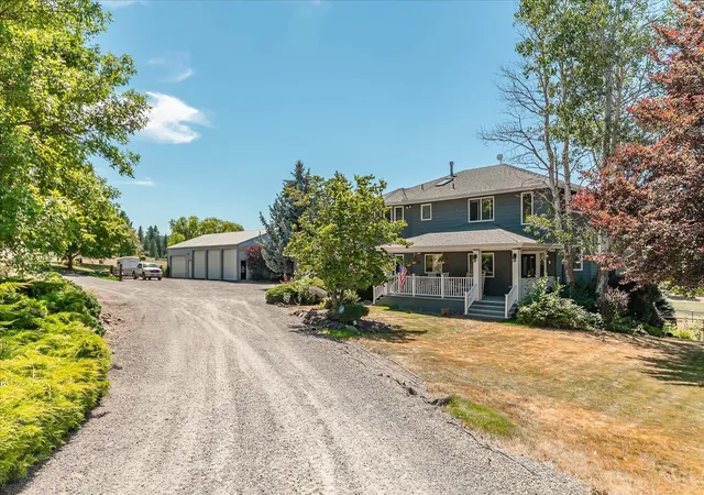 Photo 3 of Single family home for sale at 4002 S Long Ln, Greenacres, WA 99016 | MLS# 202620987 | Listing updated on 2026-09-21