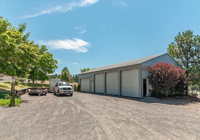 Photo 3 of Single family home for sale at 4002 S Long Ln, Greenacres, WA 99016 | MLS# 202620987 | Listing updated on 2026-09-21
