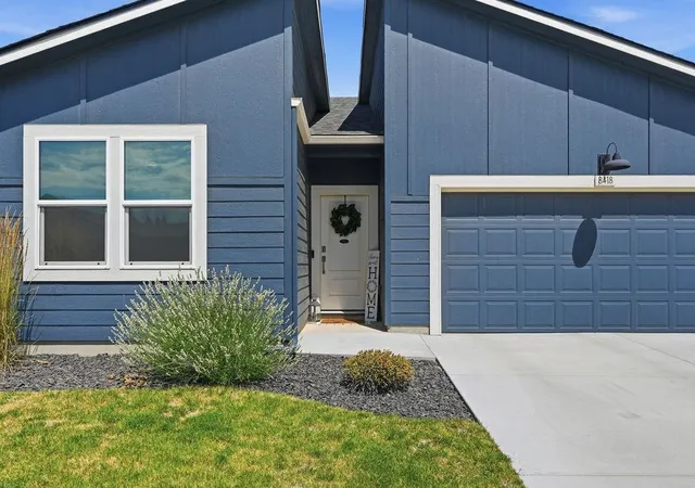 Photo 4 of Single family home for sale at 8418 W Red Ave, Cheney, WA 99004 | MLS# 202620991 | Listing updated on 2026-08-07