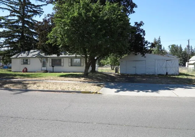 21st image of 118 W 2nd St St, Cheney, WA 99004 | MLS# 202621008