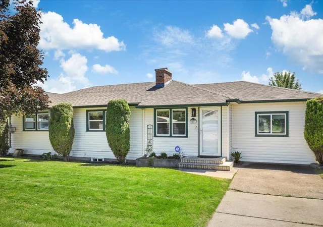 4th image of 9522 E Valleyway Ave, Spokane Valley, WA 99206 | MLS# 202621013