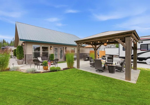 Photo 1 of Single family home for sale at 15 Guinevere Dr, Usk, WA 99180 | MLS# 202621027 | Listing updated on 2026-07-23