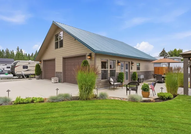 Photo 2 of Single family home for sale at 15 Guinevere Dr, Usk, WA 99180 | MLS# 202621027 | Listing updated on 2026-07-23
