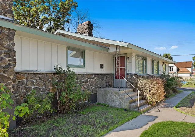Photo 1 of Multi family home for sale at 727 E Wabash Ave, Spokane, WA 99207 | MLS# 202621030 | Listing updated on 2026-09-22