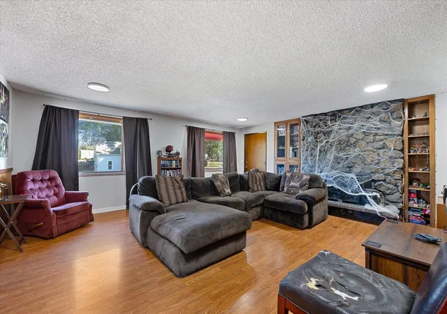 Photo 2 of Multi family home for sale at 727 E Wabash Ave, Spokane, WA 99207 | MLS# 202621030 | Listing updated on 2026-09-22