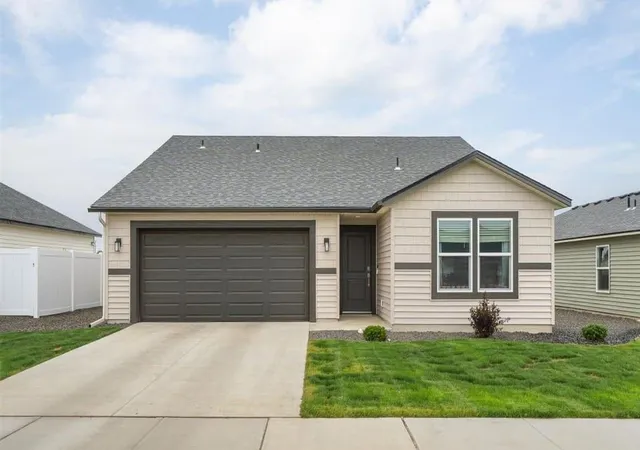 1st image of 1106 E L St, Deer Park, WA 99006 | MLS# 202621036