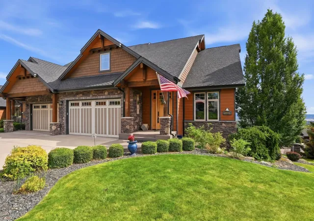 Photo 1 of Townhouse for sale at 8924 E Courtview Ln, Spokane, WA 99217 | MLS# 202621038 | Listing updated on 2026-09-18