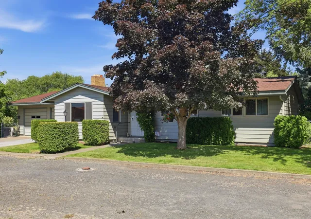 Photo 3 of Single family home for sale at 401 N 11th Street, Davenport, WA 99122 | MLS# 202621042 | Listing updated on 2026-08-18
