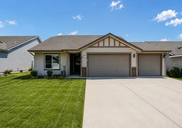 Photo 1 of Sale Pending at 1004 N Marcus Ln, Spokane Valley, WA 99216 | MLS# 202621061 | Listing updated on 2026-09-04