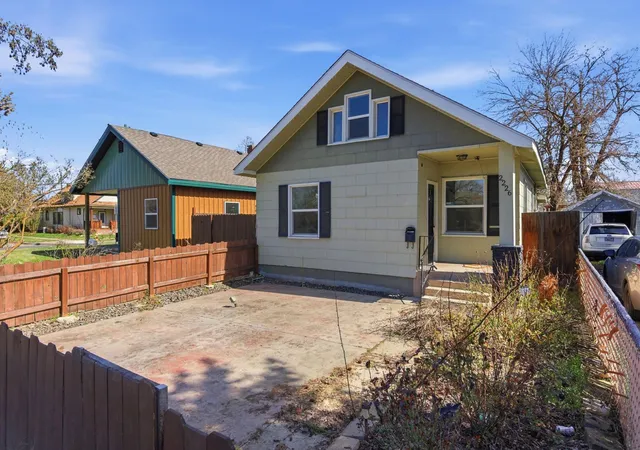 Photo 2 of Single family home for sale at 2226 N Morton St, Spokane, WA 99207 | MLS# 202621072 | Listing updated on 2026-08-26