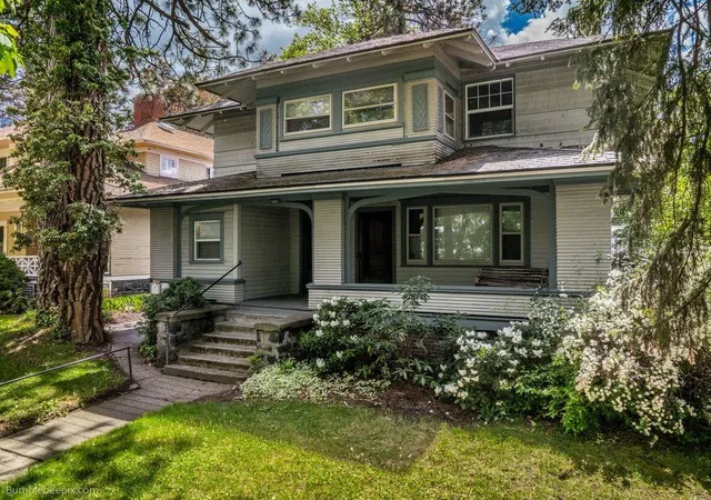 3rd image of 1621 W 9Th Ave, Spokane, WA 99223 | MLS# 202621087