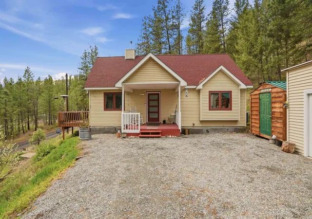 Photo 3 of Single family home for sale at 31965 N Hawk Crk Ranch Rd, Davenport, WA 99122 | MLS# 202621089 | Listing updated on 2026-07-24