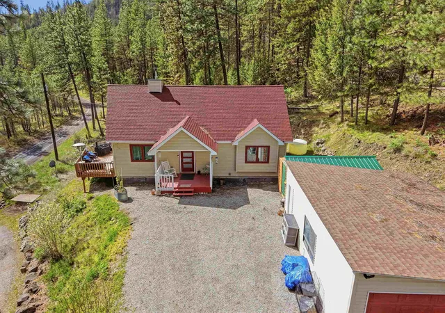 Photo 4 of Single family home for sale at 31965 N Hawk Crk Ranch Rd, Davenport, WA 99122 | MLS# 202621089 | Listing updated on 2026-07-24