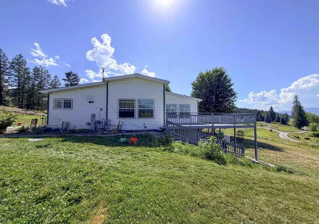 2nd image of 386 Bastian Ln, Colville, WA 99114 | MLS# 202621097