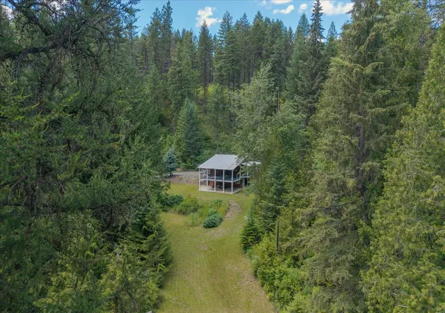 1st image of 604 Deadman Creek Rd, Kettle Falls, WA 99141 | MLS# 202621109