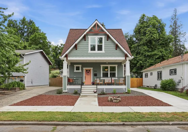 Photo 2 of Single family home for sale at 806 E 10th Avenue, Spokane, WA 99202 | MLS# 202621112 | Listing updated on 2026-09-15