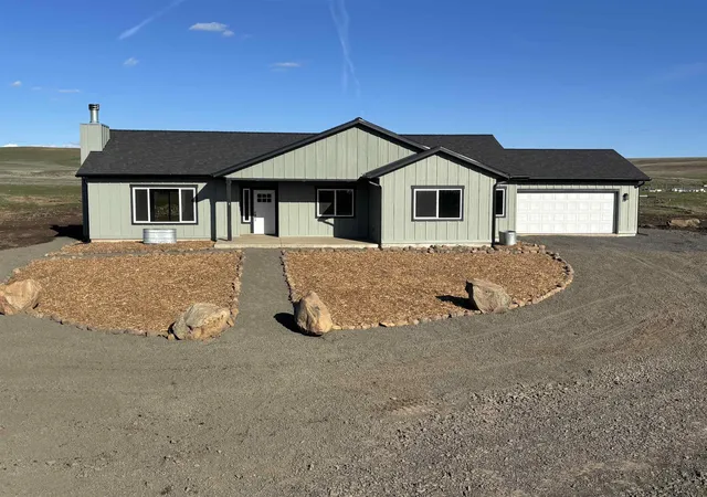 Photo 1 of Single family home for sale at 12213 S Stangland Rd, Medical Lake, WA 99022 | MLS# 202621121 | Listing updated on 2026-10-26