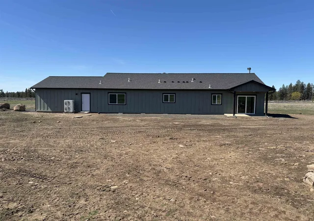 Photo 3 of Single family home for sale at 12213 S Stangland Rd, Medical Lake, WA 99022 | MLS# 202621121 | Listing updated on 2026-10-08