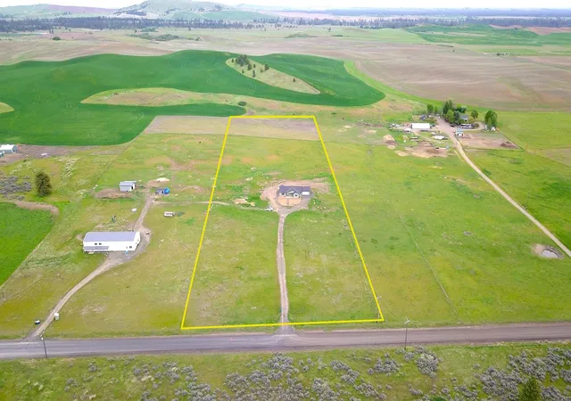 Photo 45 of Single family home for sale at 12213 S Stangland Rd, Medical Lake, WA 99022 | MLS# 202621121 | Listing updated on 2026-10-08