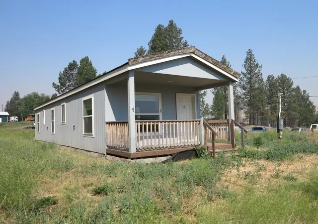 Photo 1 of Manufactured home for sale at 411 E Moreland Rd, Malden, WA 99149 | MLS# 202621124 | Listing updated on 2026-10-08