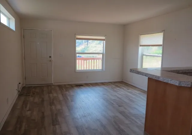 Photo 3 of Manufactured home for sale at 411 E Moreland Rd, Malden, WA 99149 | MLS# 202621124 | Listing updated on 2026-10-08