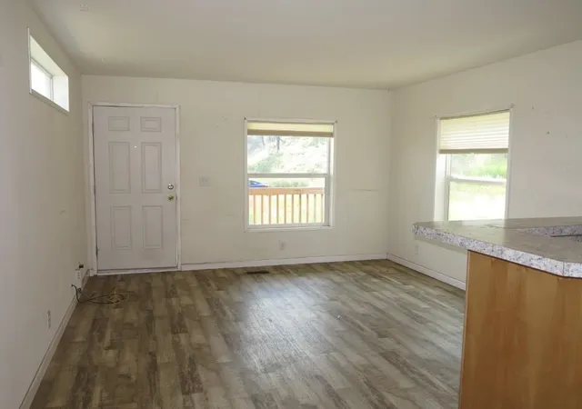 Photo 3 of Manufactured home for sale at 411 E Moreland Rd, Malden, WA 99149 | MLS# 202621124 | Listing updated on 2026-10-08