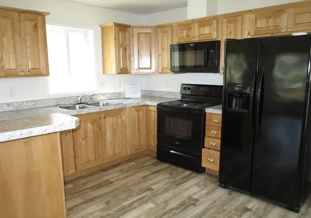 Photo 4 of Manufactured home for sale at 411 E Moreland Rd, Malden, WA 99149 | MLS# 202621124 | Listing updated on 2026-10-08