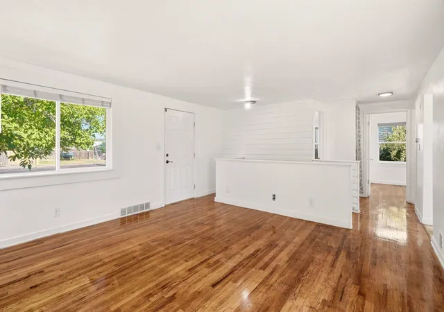 Photo 4 of Single family home for sale at 4518 N Assembly St, Spokane, WA 99205 | MLS# 202621140 | Listing updated on 2026-08-21