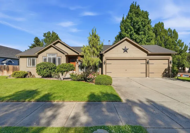 1st image of 1111 S Newer Ct, Spokane Valley, WA 99037 | MLS# 202621145