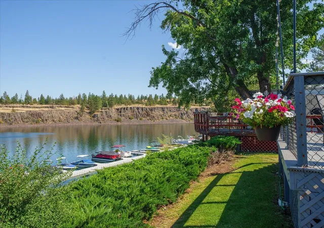 Photo 3 of Manufactured home for sale at 16104 W Everglade Ln, Cheney, WA 99004 | MLS# 202621153 | Listing updated on 2026-09-23