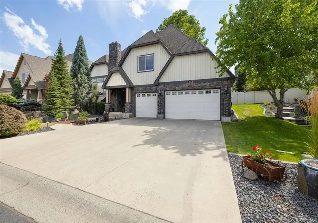 2nd image of 804 S Shelley Lake Ln, Spokane Valley, WA 99037 | MLS# 202621156