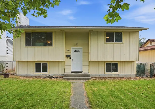 Photo 1 of Single family home for sale at 3023 E Ermina Ave, Spokane, WA 99207 | MLS# 202621163 | Listing updated on 2026-07-24